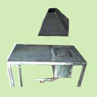 Кузнечный горн на углях, как дополнение к оборудованию холодной ковки