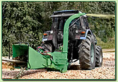 Рубительная машина с приводом от трактора