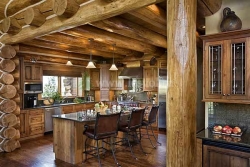Дизайн интерьера дома из дерева
