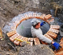 Устройство колодца для канализации