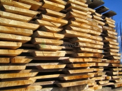 Пиломатериал необрезная доска